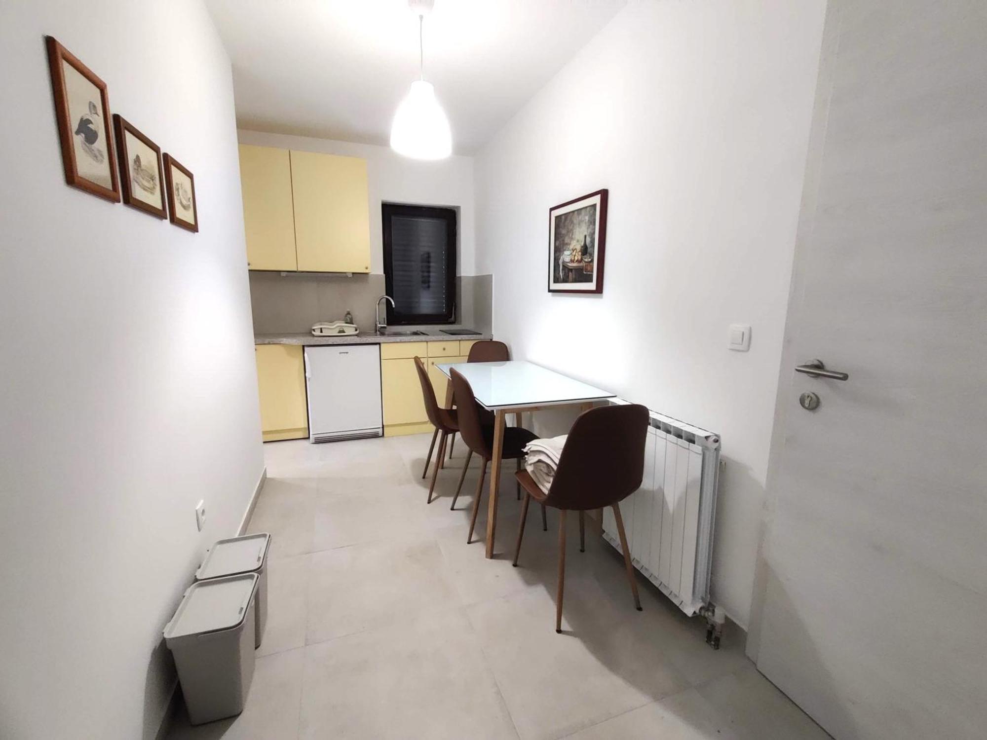 Seaview Apartment *